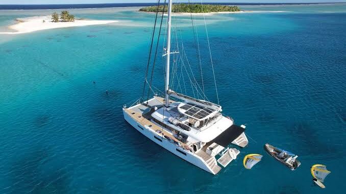 Turquoise water in the Belize Cayes